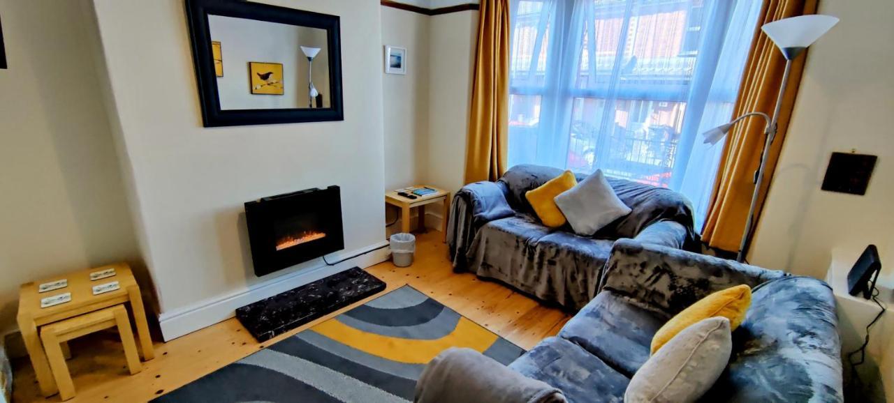 Rhubarb Terrace On The Coast - Sleeps 1-6 Villa โคลวินเบย์ ภายนอก รูปภาพ